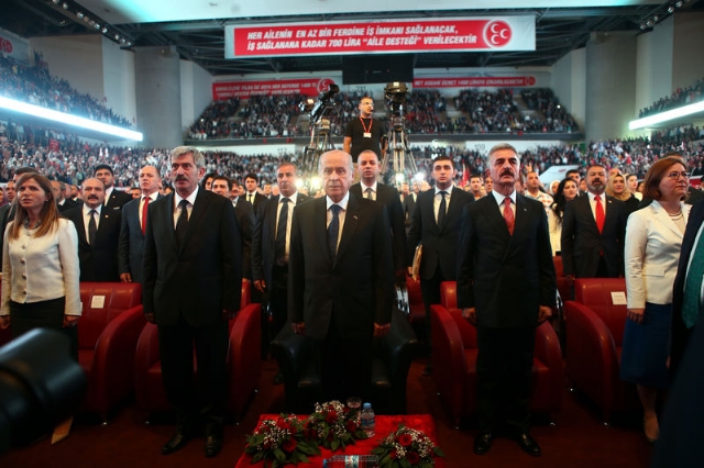 bahceli-mhp-nin-secim-beyannamesini-acikliyor-7742500_520_m.jpg