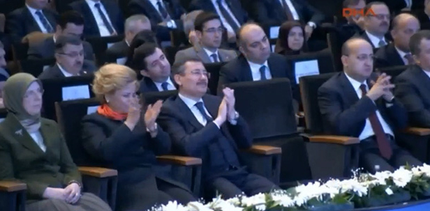 davutoglu-ankara-yi-elestirdi-melih-gokcek-8036002_5148_m.jpg