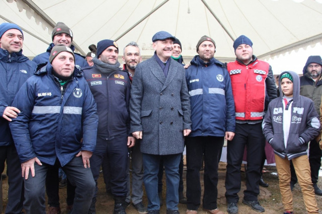 Soylu'dan Elazığ açıklaması: Bu akşama yetişmesini düşünüyoruz - Resim : 2