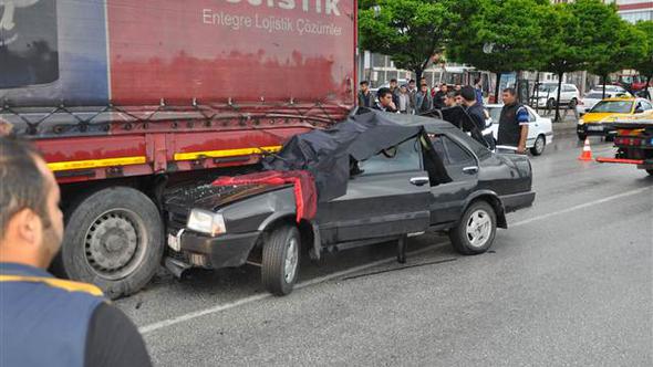 Yozgat'ta feci kaza: 2 ölü, 2 yaralı - Resim : 1