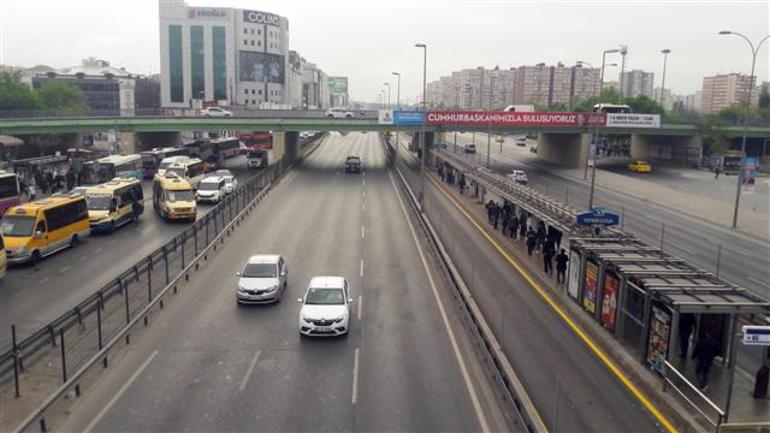 İstanbul trafiği bomboş - Resim : 1