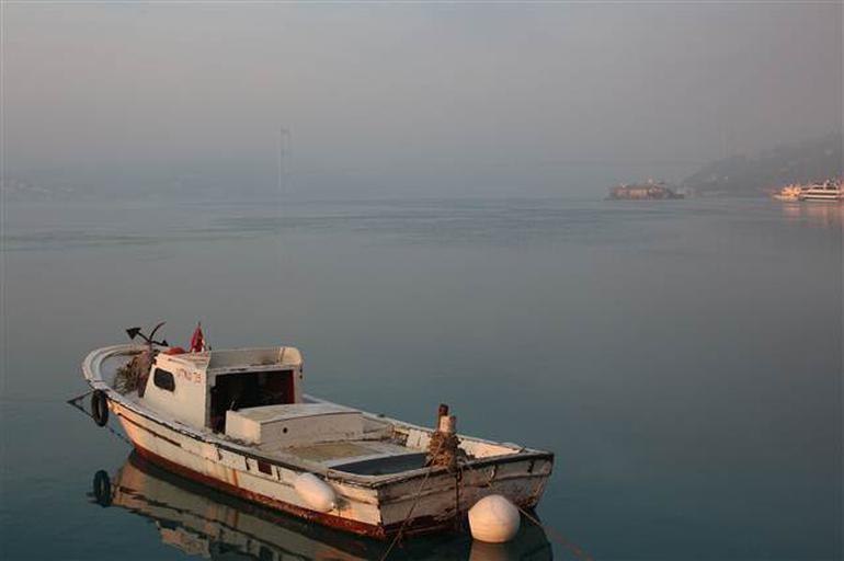 İstanbul'da göz gözü görmüyor ! Sisle kaplandı - Resim : 2