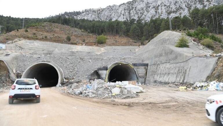 Yüzde 80'i tamamlandı! İki şehir arasındaki mesafe 26 km kısalacak - Resim : 1