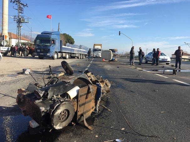 Görenler dehşete düştü ! Şoke eden kaza... - Resim : 1