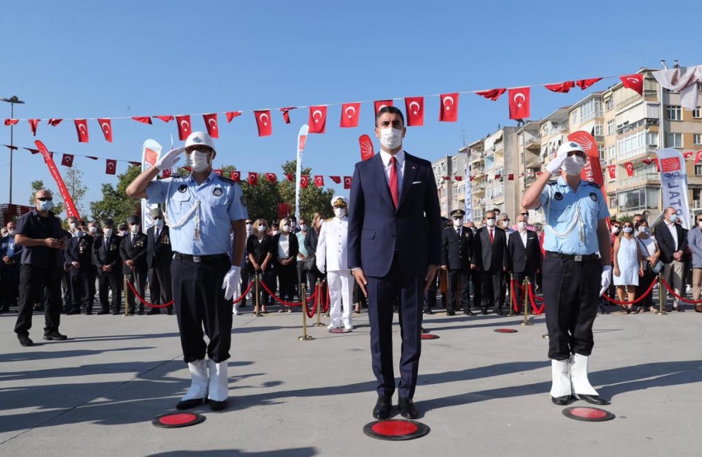 98 yıllık Büyük Zafer, Kartal’da coşku ve gururla kutlandı - Resim : 1