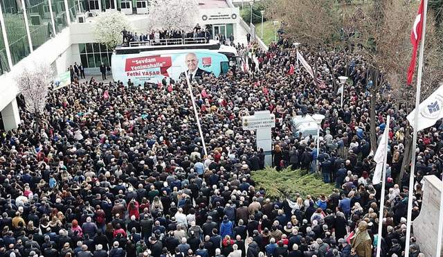 Yenimahalle'de zafer Fethi Yaşar'ın: ''Yeniden baharı getirdik'' - Resim : 2