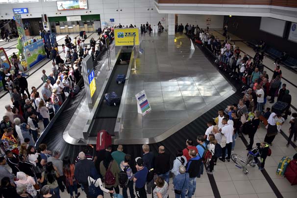 Turistler oraya akın ediyor ! - Resim : 1