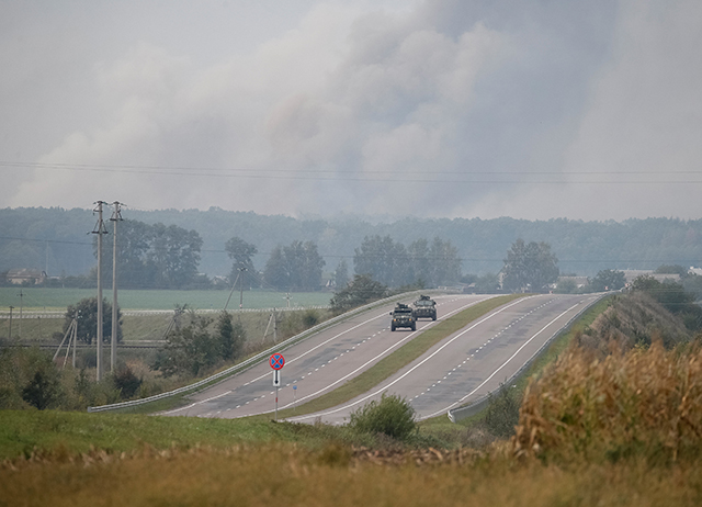 Ukrayna'da büyük patlama ! Binlerce kişi tahliye edildi - Resim : 1