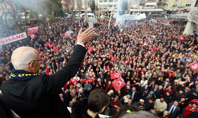 Yenimahalle'de zafer Fethi Yaşar'ın: ''Yeniden baharı getirdik'' - Resim : 1