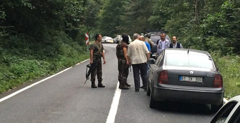 Trabzon'da teröristlerle çatışma çıktı: 1 asker şehit - Resim : 1