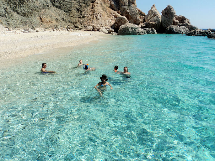 TL düştü, Türkiye'ye yabancı turist aktı - Resim : 1