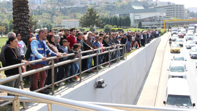 İzmir'de pes dedirten intihar olayı ! - Resim : 2